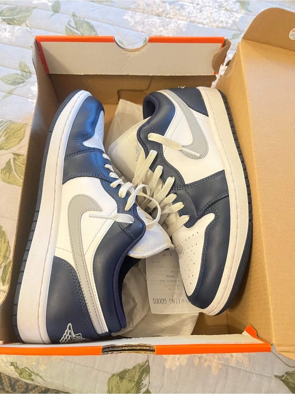 Dallas Cowboys Air Jordan 1 Low White & Navy Sneakers size 9 👟👟👟